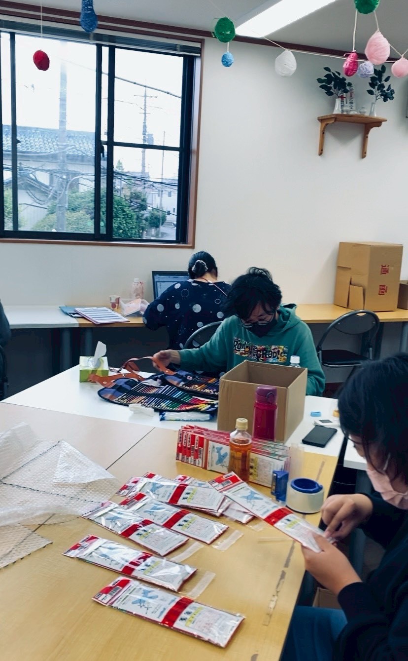 障がい者の就労自立支援を、“制作・創作・広報”で実現｜HAKOPON株式会社